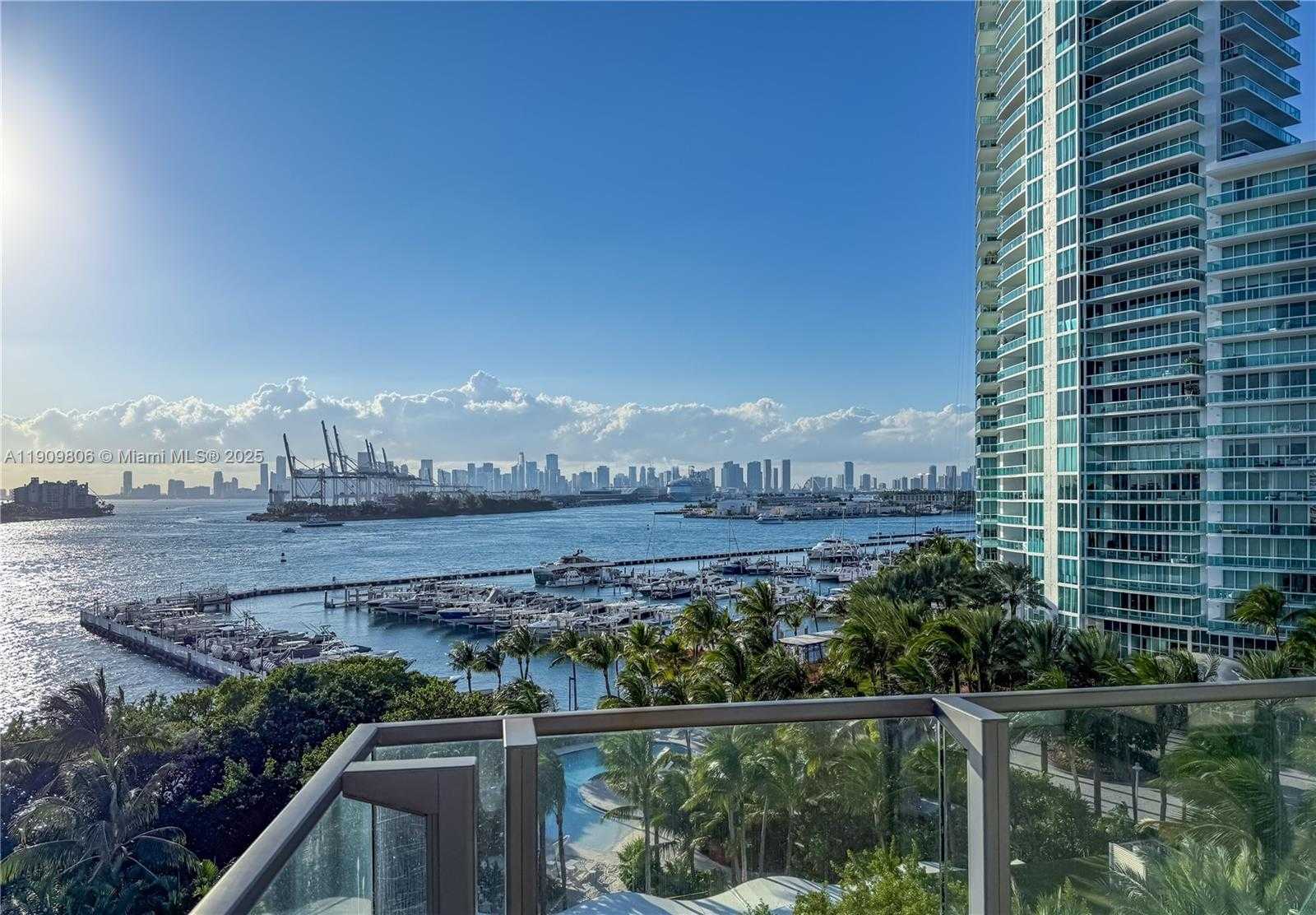 Small Image of 800 SOUTH POINTE DR #704, Miami Beach Number 39