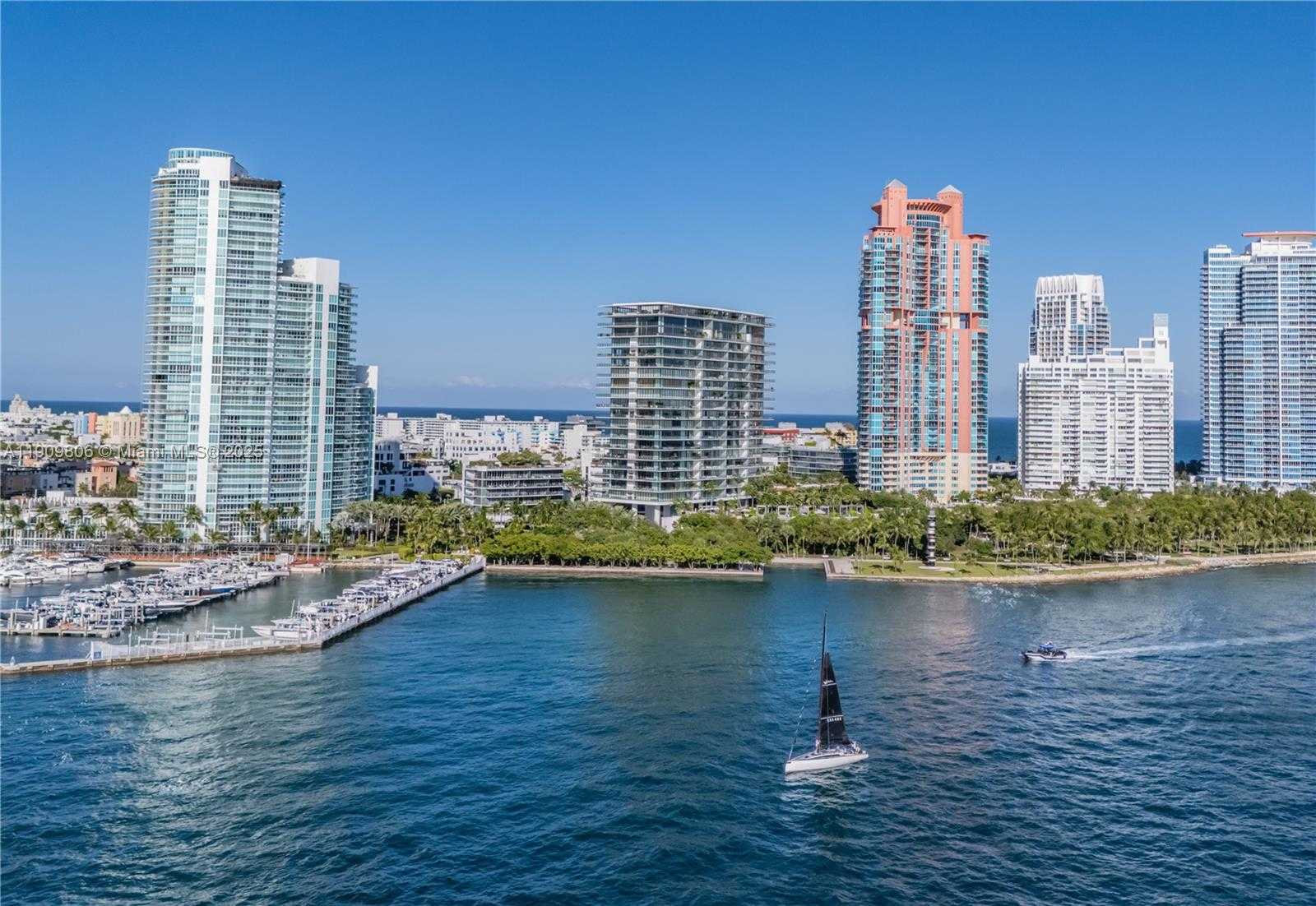 Small Image of 800 SOUTH POINTE DR #704, Miami Beach Number 41