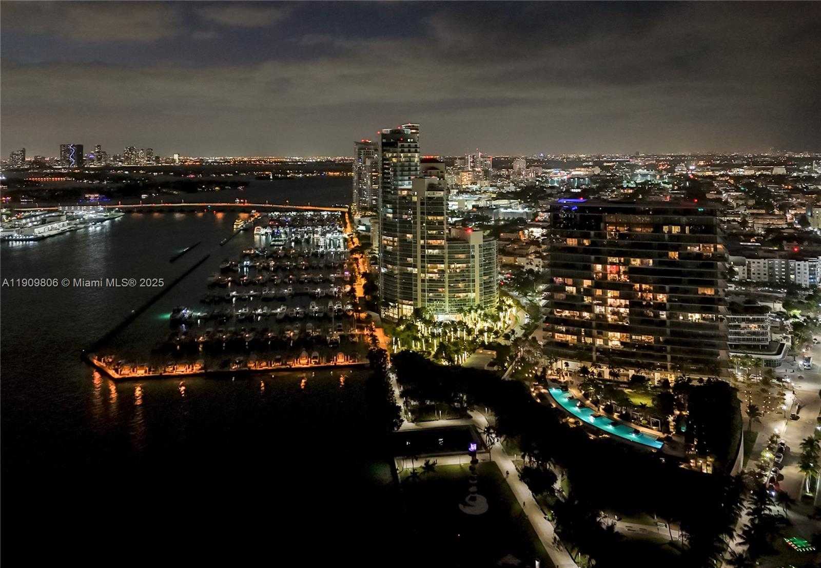 Small Image of 800 SOUTH POINTE DR #704, Miami Beach Number 49