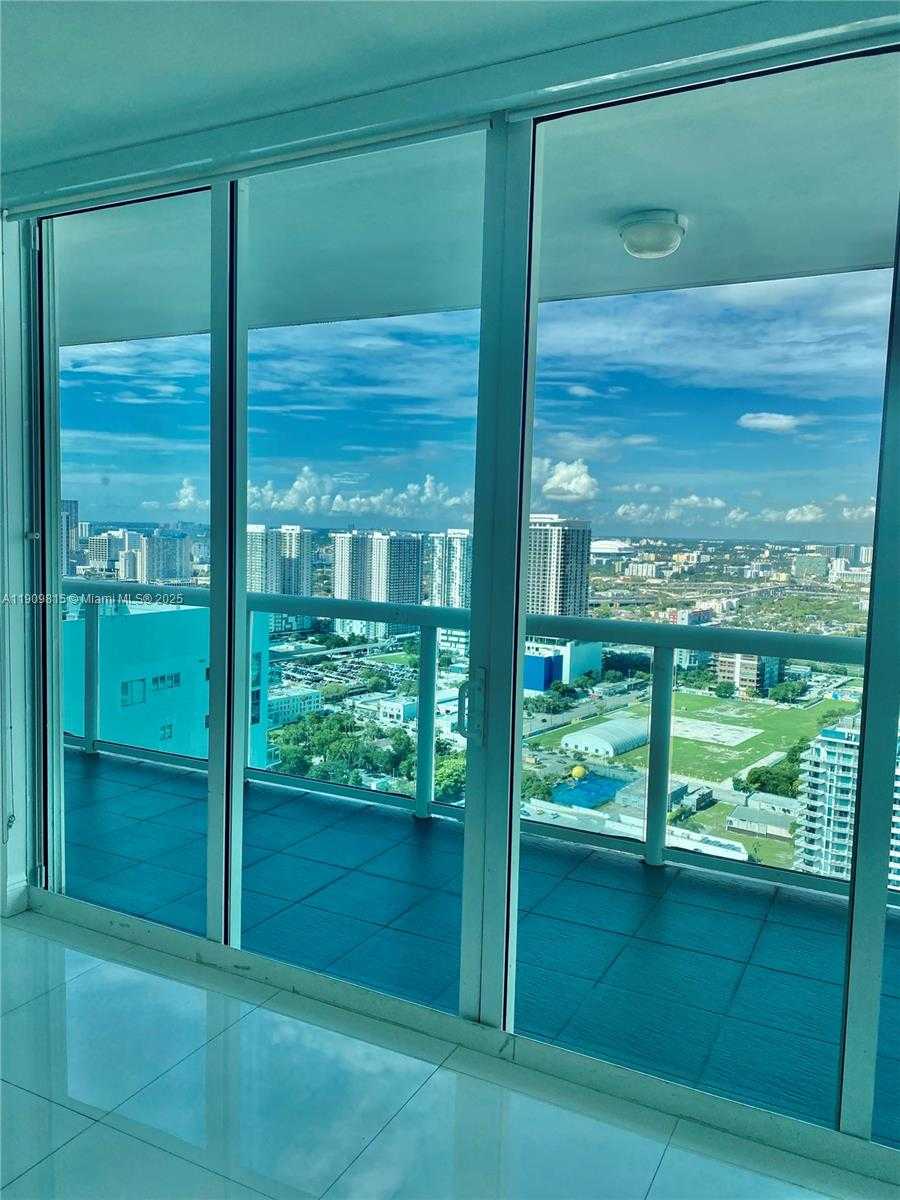 Small Image of 1800 NORTH BAYSHORE DR #4210, Miami Number 3