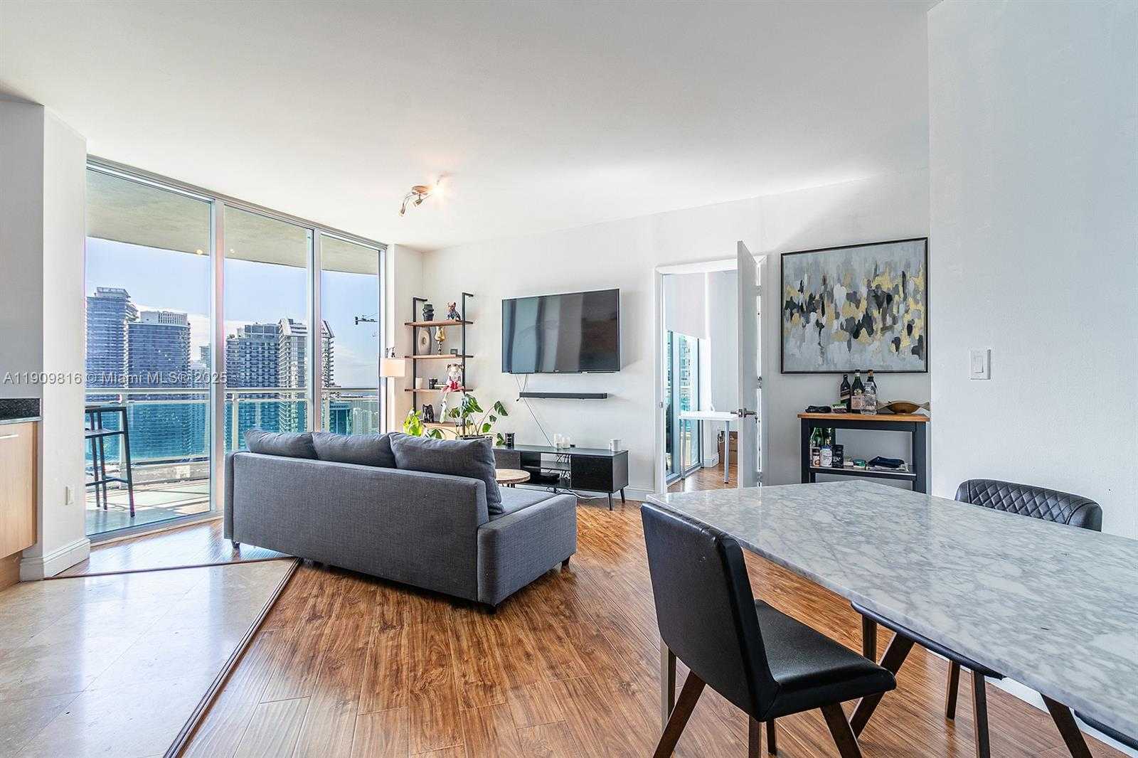 Small Image of 350 SOUTH MIAMI AVE #3914, Miami Number 11