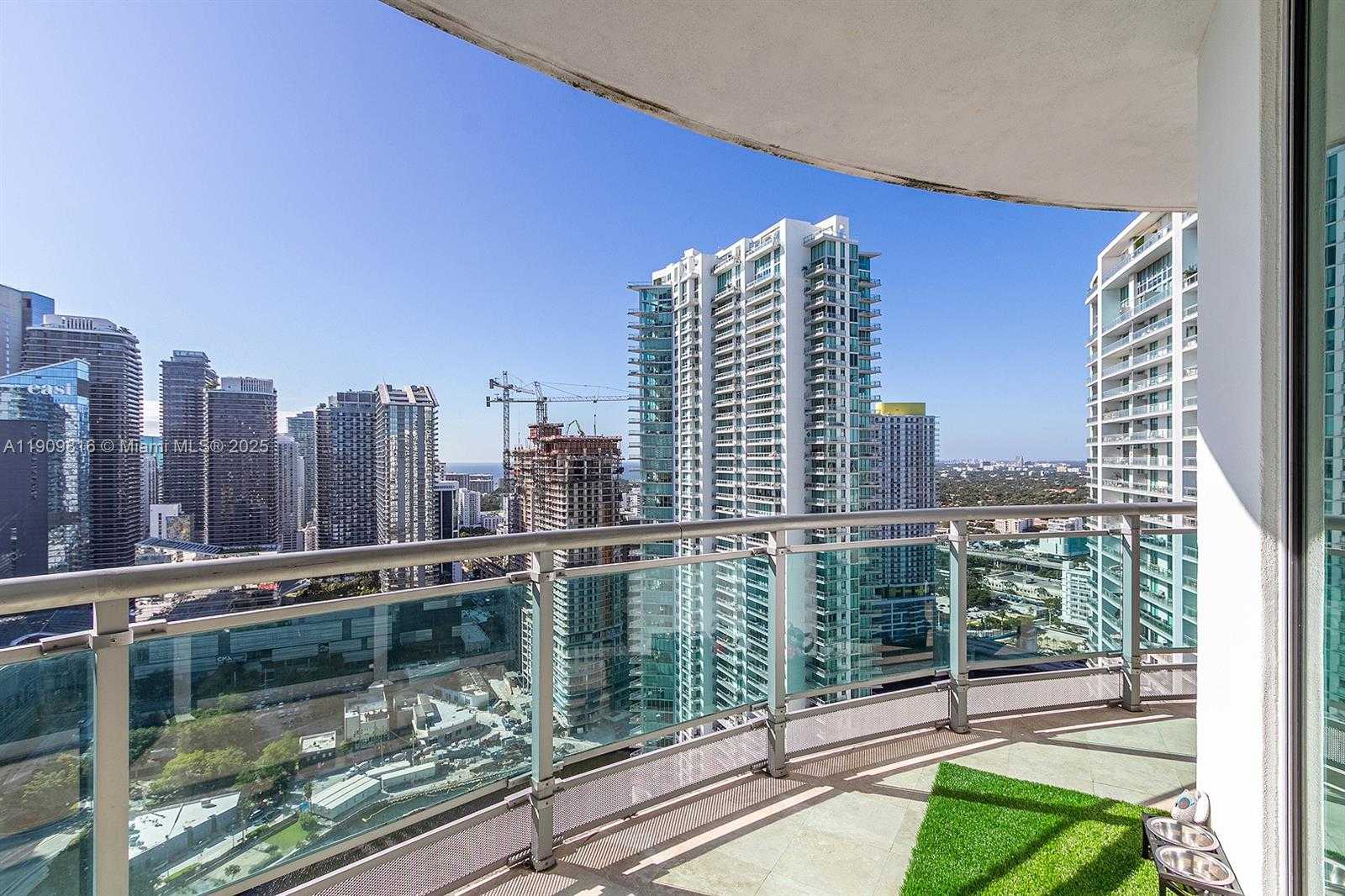 Small Image of 350 SOUTH MIAMI AVE #3914, Miami Number 26