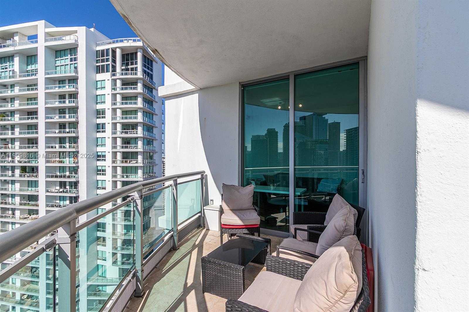 Small Image of 350 SOUTH MIAMI AVE #3914, Miami Number 28