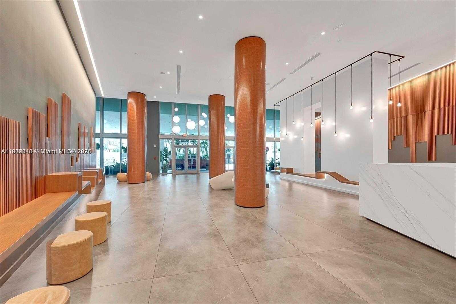 Small Image of 350 SOUTH MIAMI AVE #3914, Miami Number 37