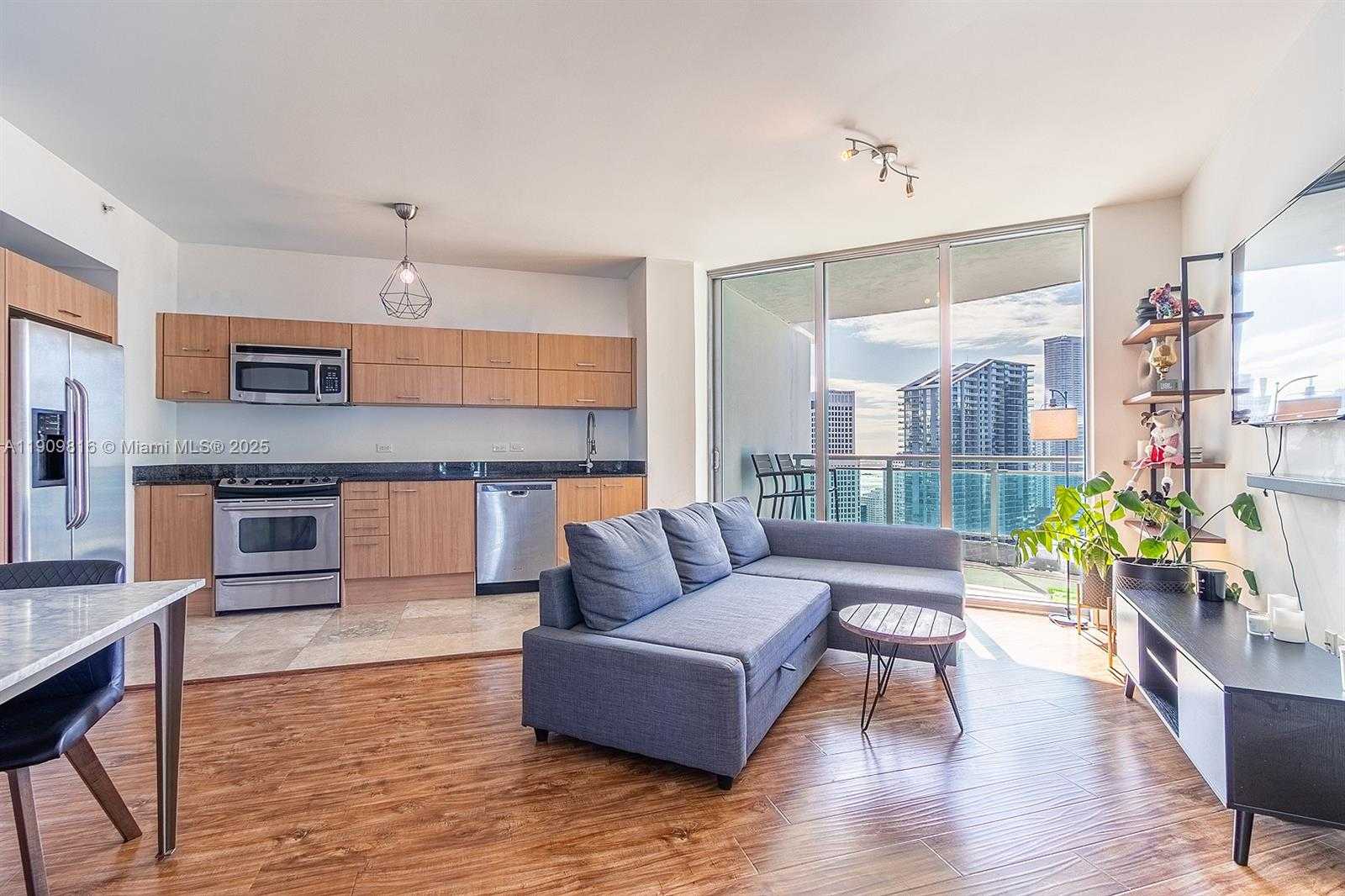 Small Image of 350 SOUTH MIAMI AVE #3914, Miami Number 6