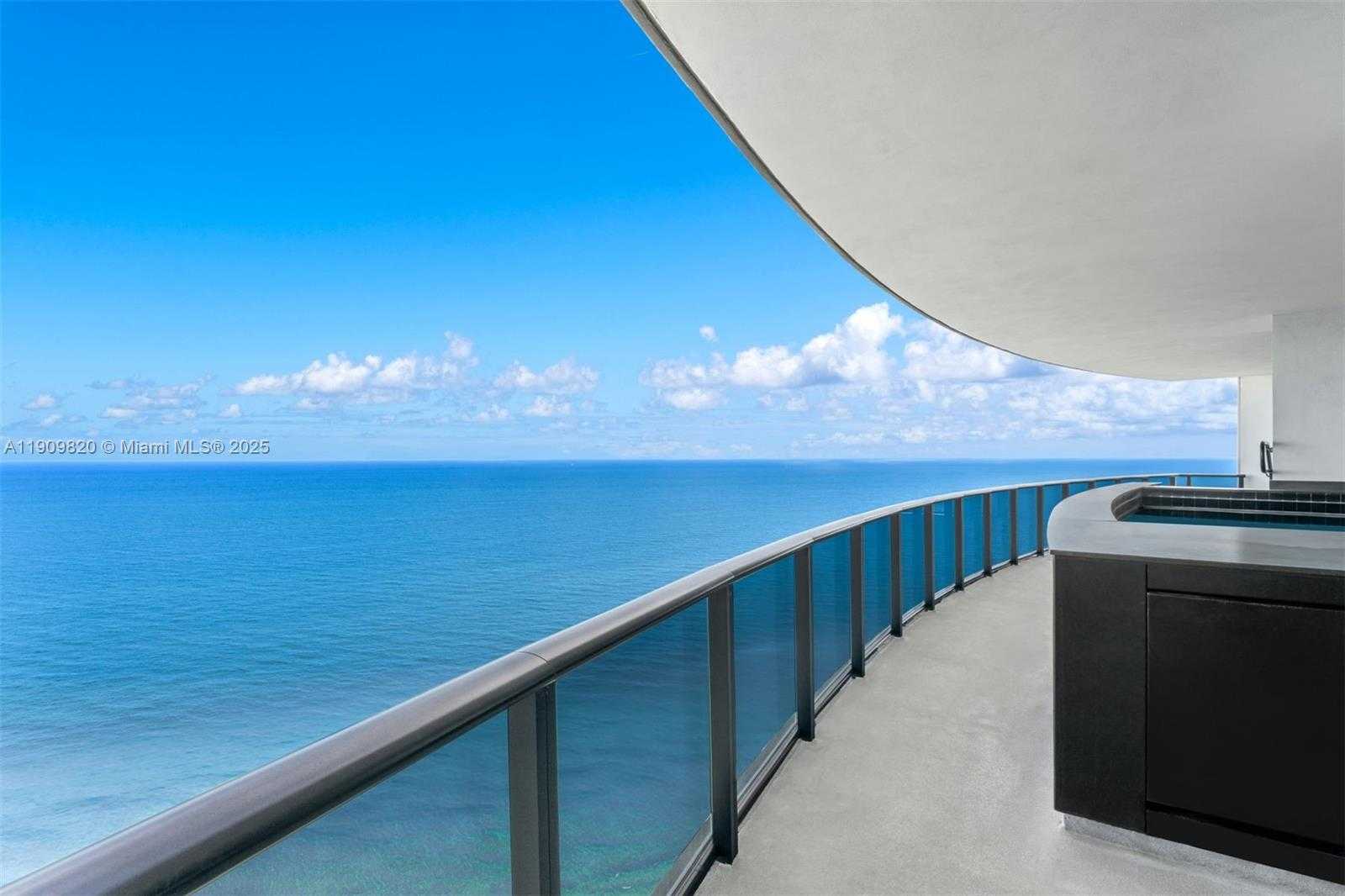 Small Image of 18555 COLLINS AVE #3205, Sunny Isles Beach Number 1