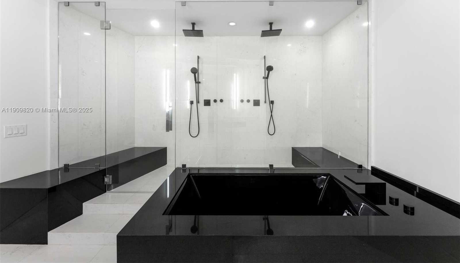 Small Image of 18555 COLLINS AVE #3205, Sunny Isles Beach Number 26