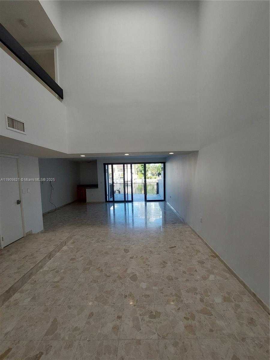 Small Image of 255 POINCIANA DR #605, Sunny Isles Beach Number 20