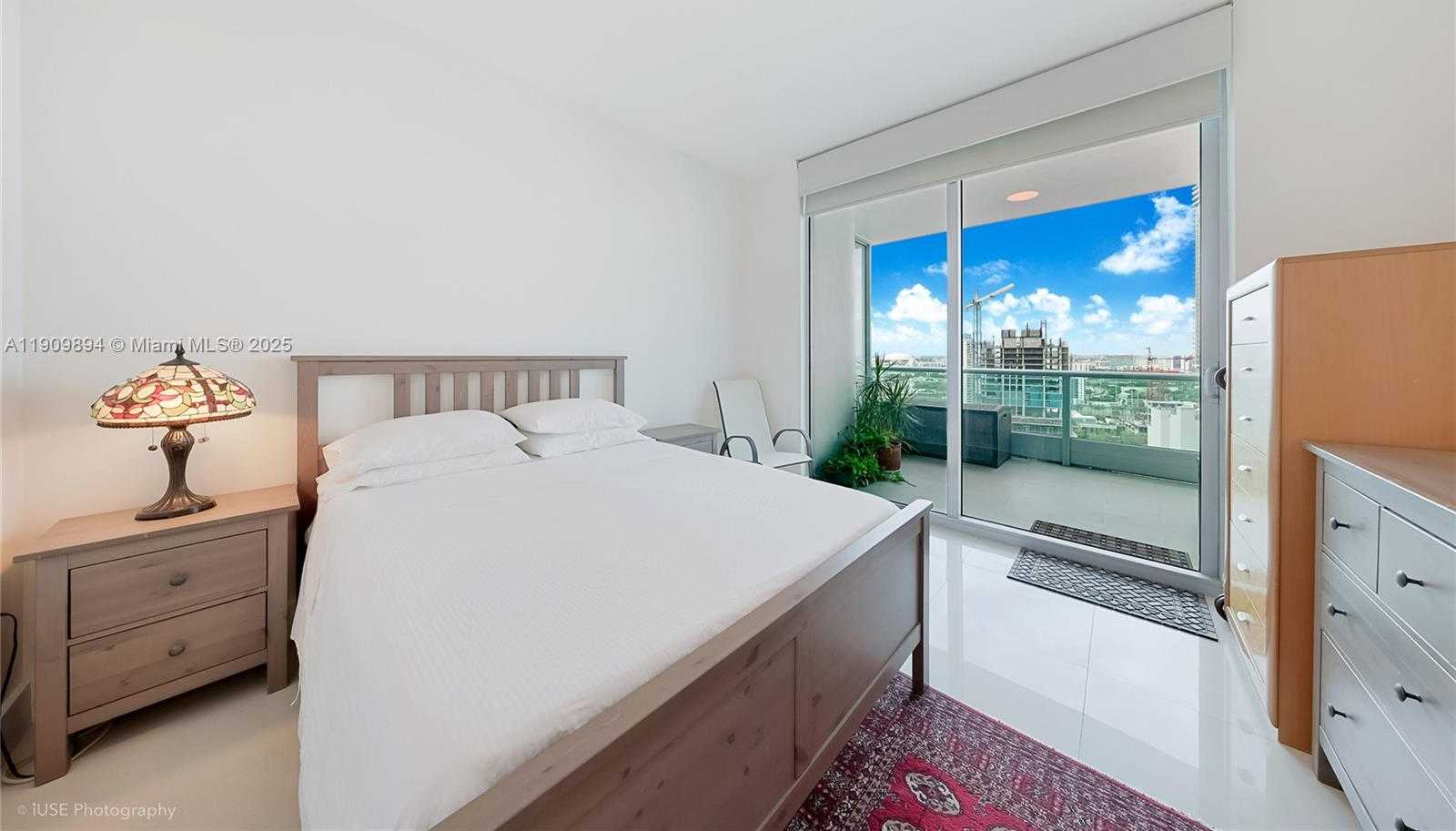 Small Image of 900 BISCAYNE BLVD #2602, Miami Number 14