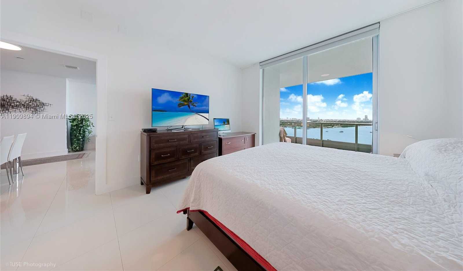 Small Image of 900 BISCAYNE BLVD #2602, Miami Number 15