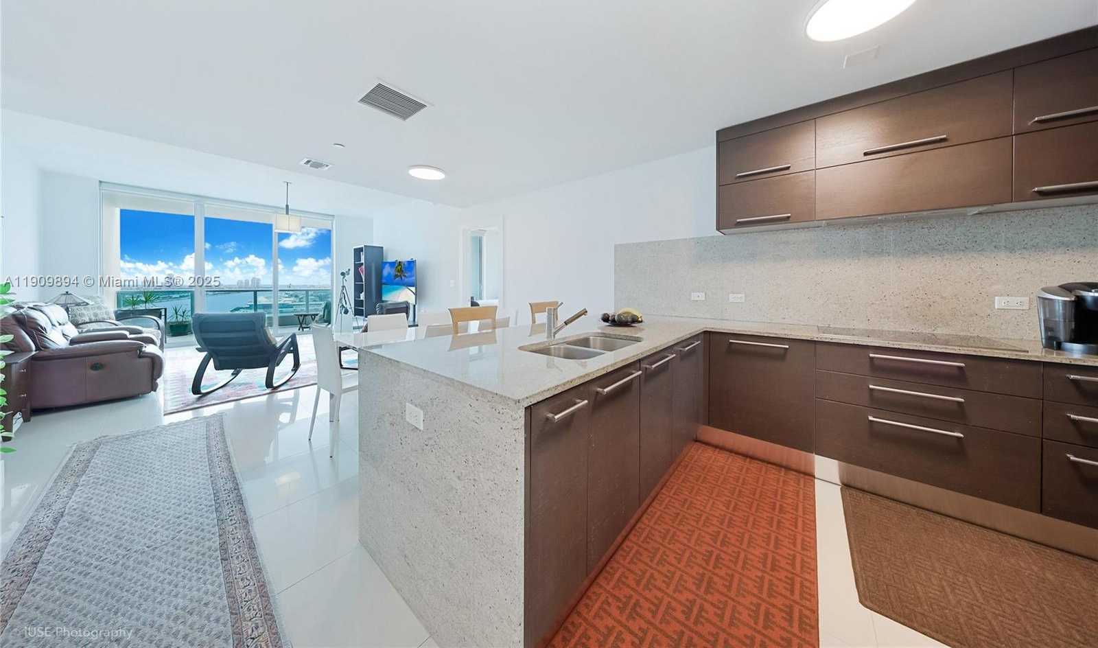 Small Image of 900 BISCAYNE BLVD #2602, Miami Number 6