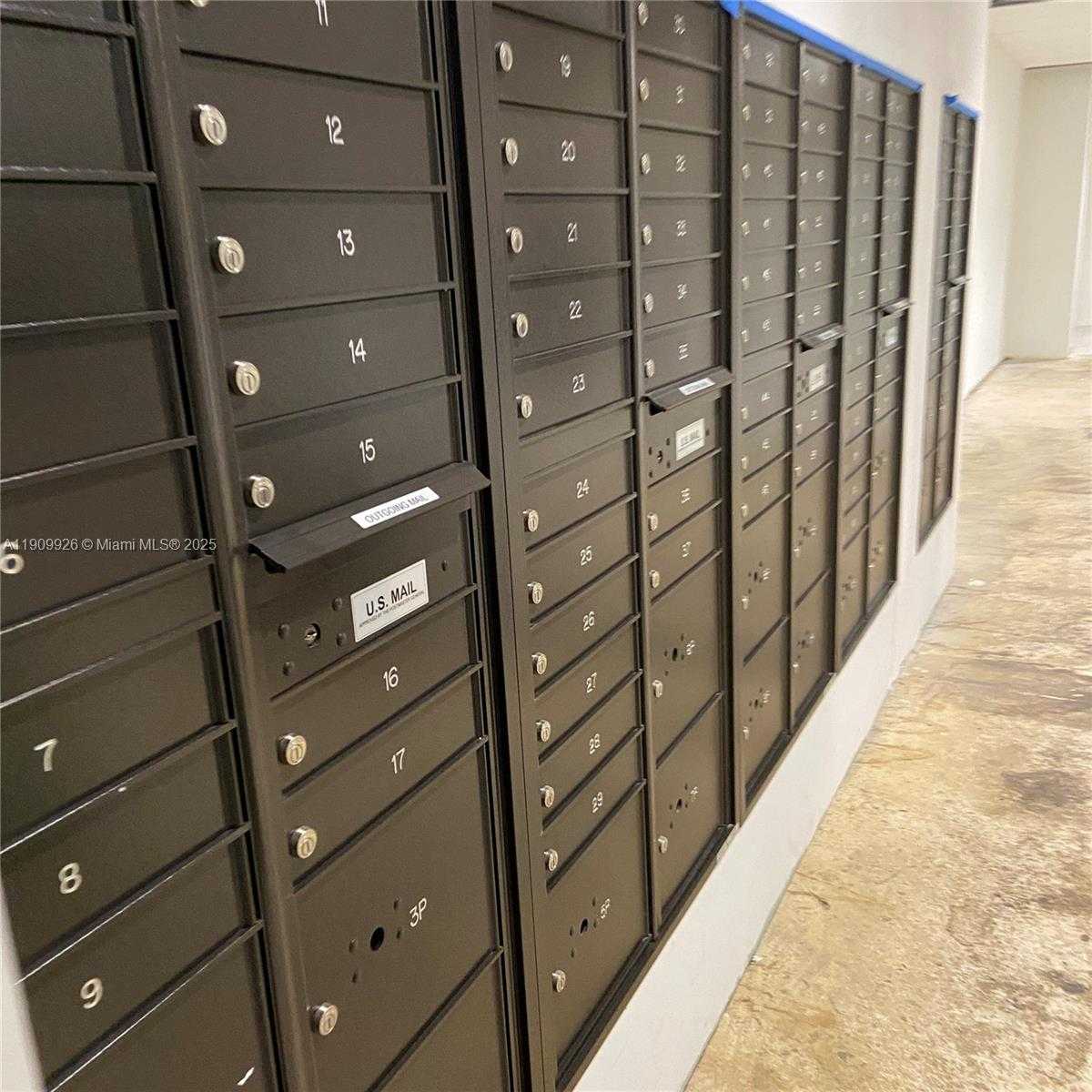 Imagen de Pequeño Objeto