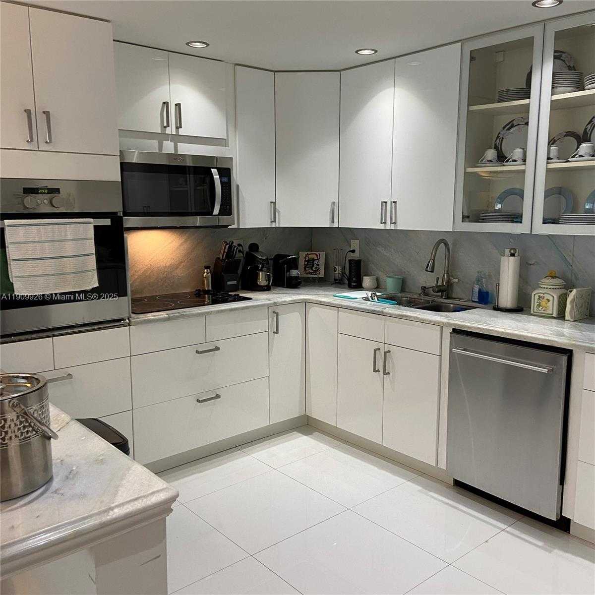 Imagen de Pequeño Objeto