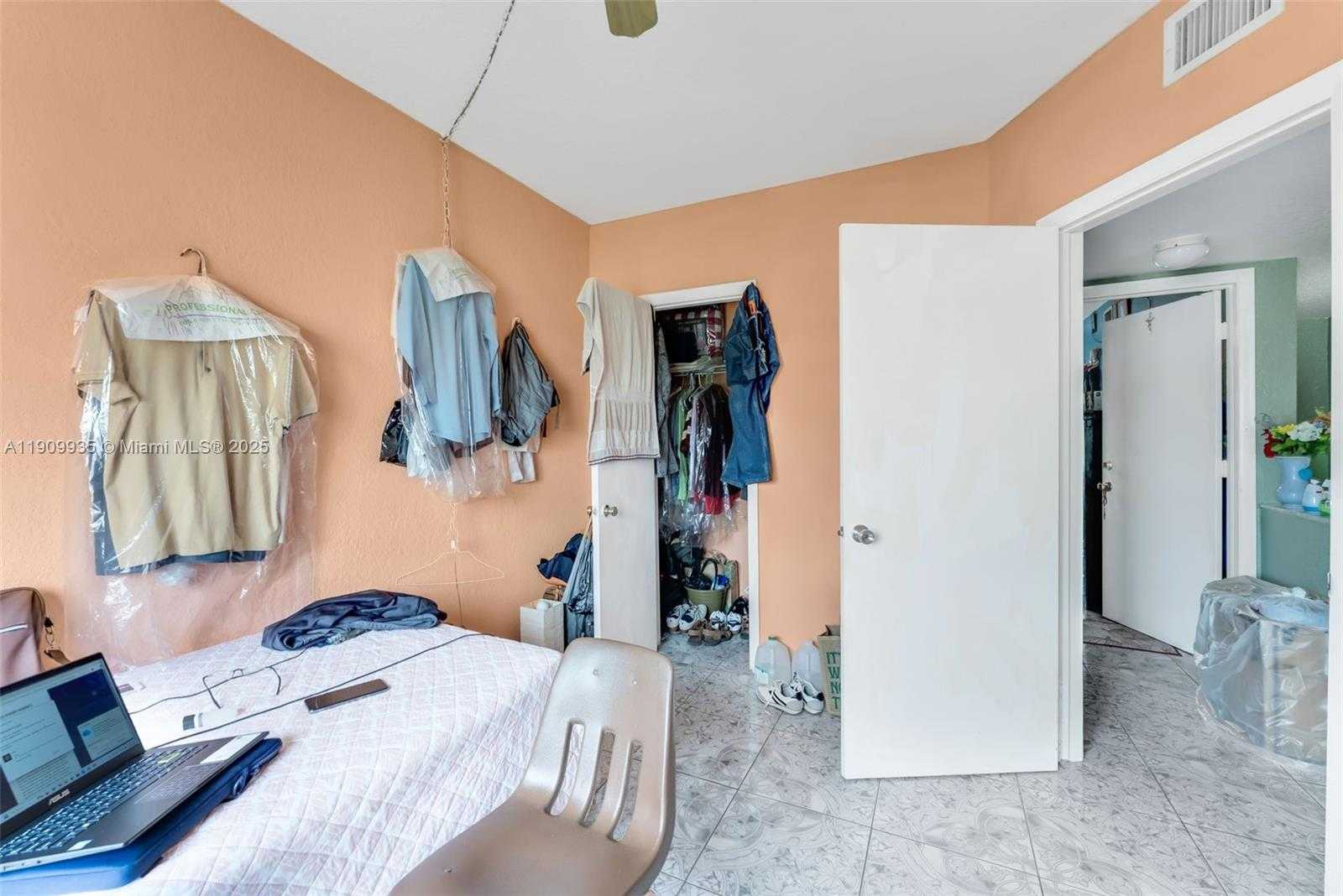 Small Image of 427 NORTH WEST 84TH TER #427, Miami Number 31