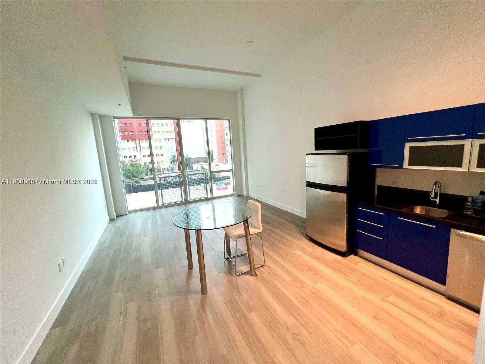Small Image of 244 BISCAYNE BLVD #348, Miami Number 4