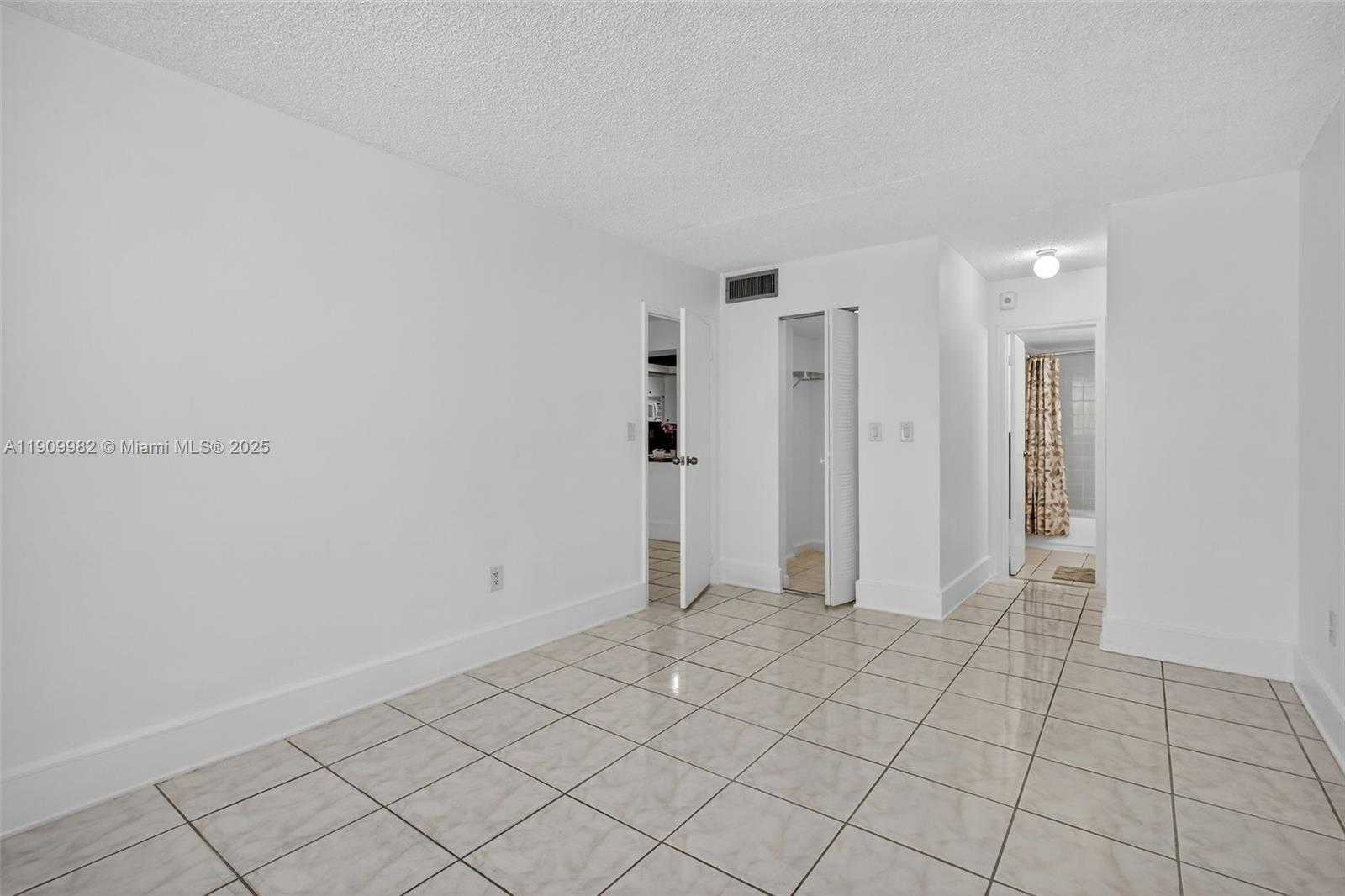 Small Image of 16465 NORTH EAST 22ND AVE #116, North Miami Beach Number 17