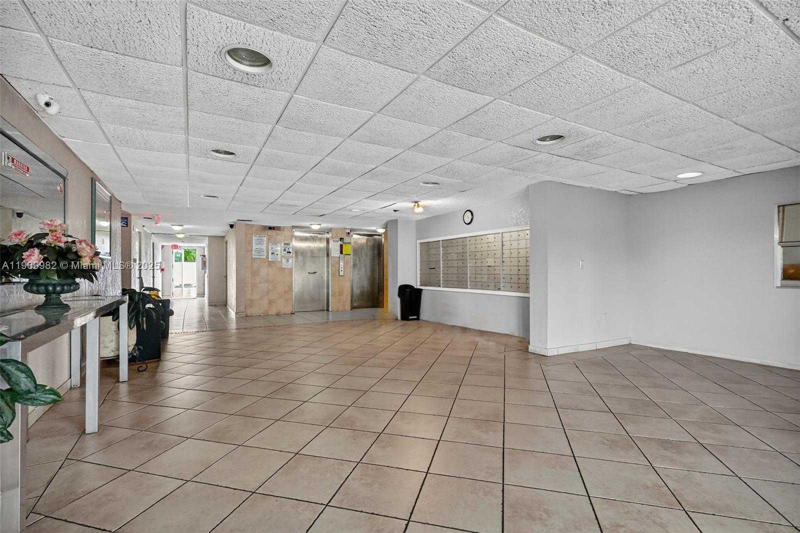 Small Image of 16465 NORTH EAST 22ND AVE #116, North Miami Beach Number 30