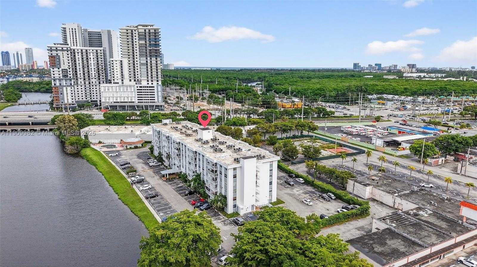 Small Image of 16465 NORTH EAST 22ND AVE #116, North Miami Beach Number 40