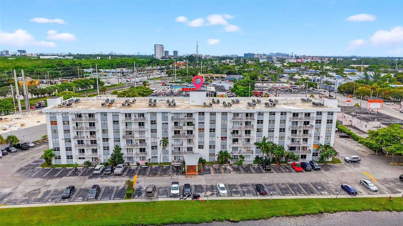 Small Image of 16465 NORTH EAST 22ND AVE #116, North Miami Beach Number 45