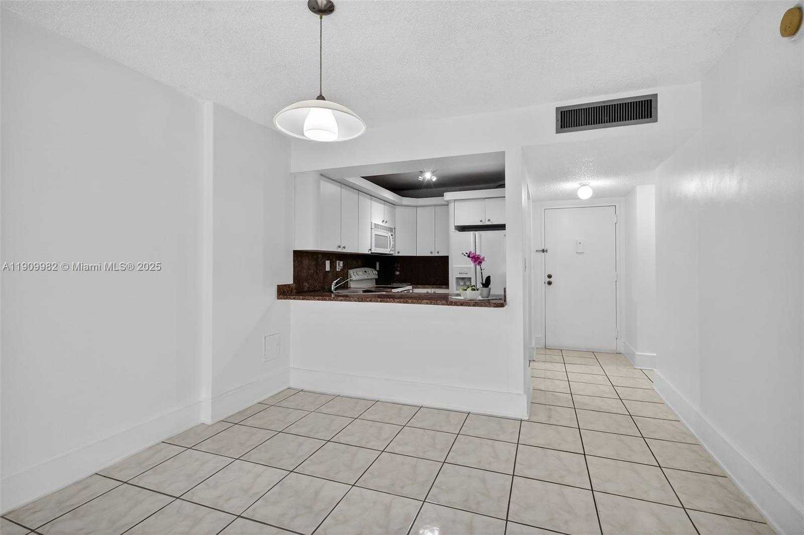 Small Image of 16465 NORTH EAST 22ND AVE #116, North Miami Beach Number 8