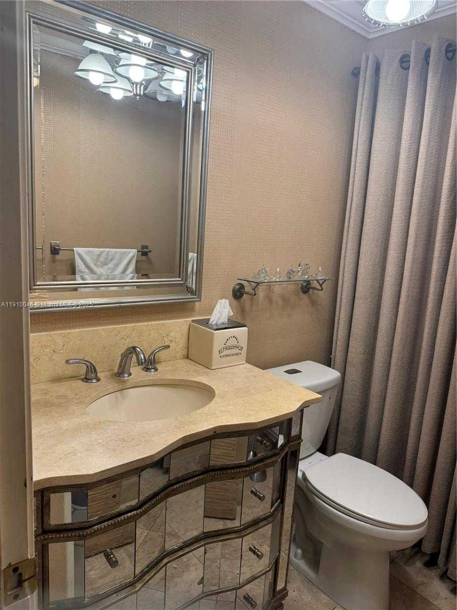 Imagen de Pequeño Objeto