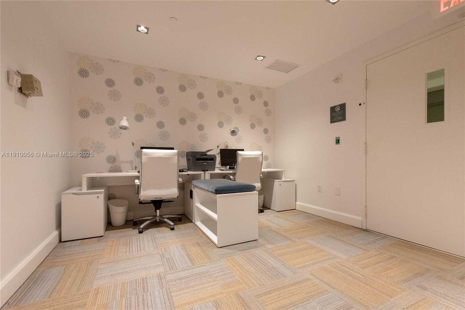 Small Image of 950 BRICKELL BAY DR #4007, Miami Number 26