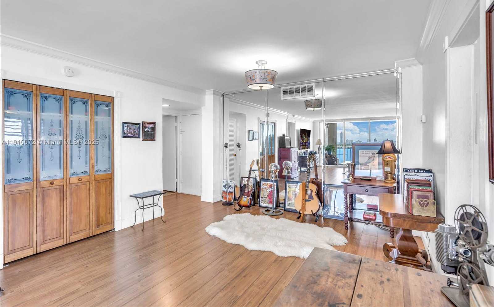 Small Image of 1865 79TH ST CSWY #PHI, North Bay Village Number 19