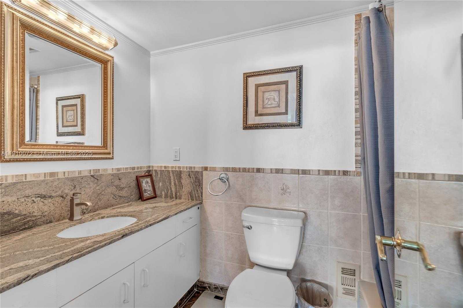 Small Image of 1865 79TH ST CSWY #PHI, North Bay Village Number 31