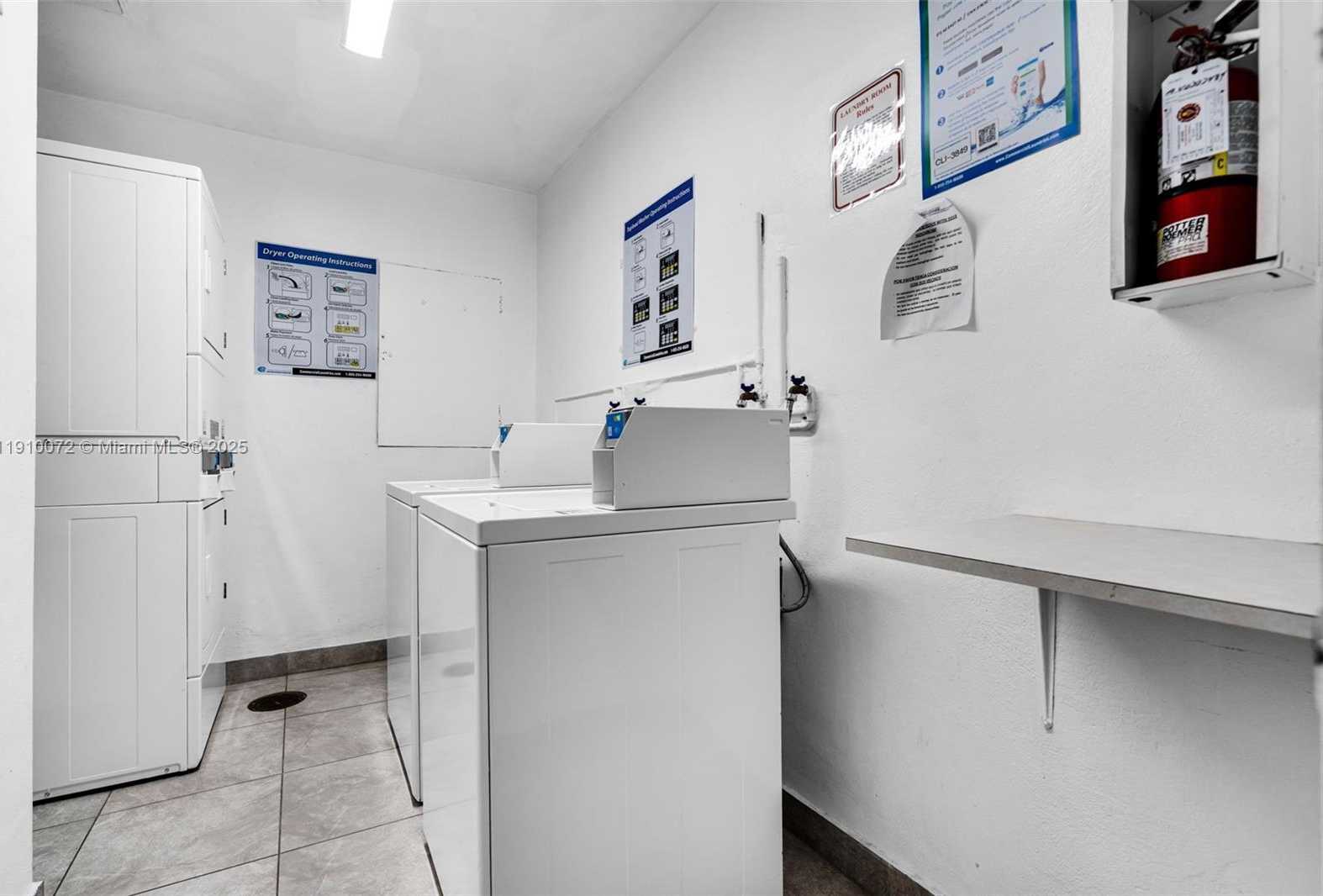 Small Image of 1865 79TH ST CSWY #PHI, North Bay Village Number 36