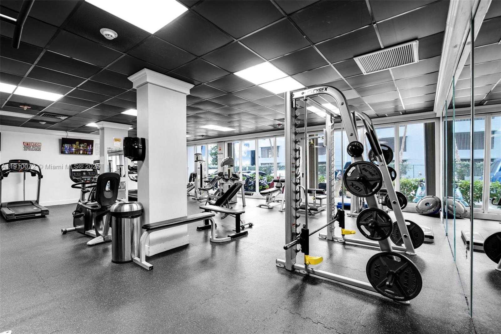 Small Image of 1865 79TH ST CSWY #PHI, North Bay Village Number 38