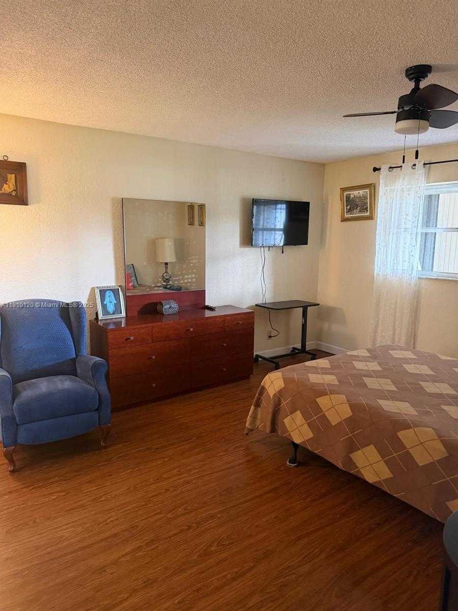 Small Image of 410 SOUTH EAST 2ND ST #105, Hallandale Beach Number 8