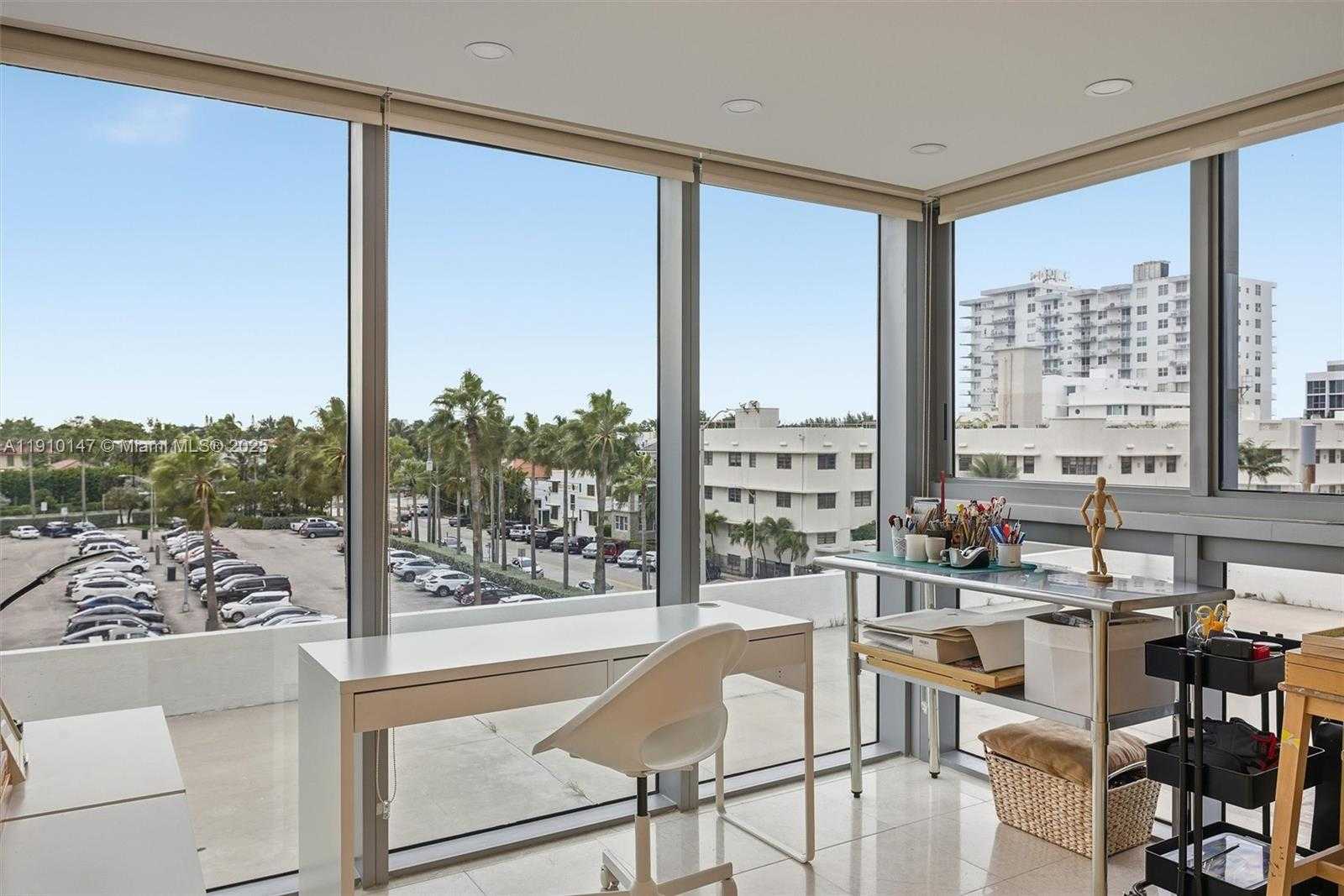 Small Image of 2655 COLLINS AVE #501, Miami Beach Number 14