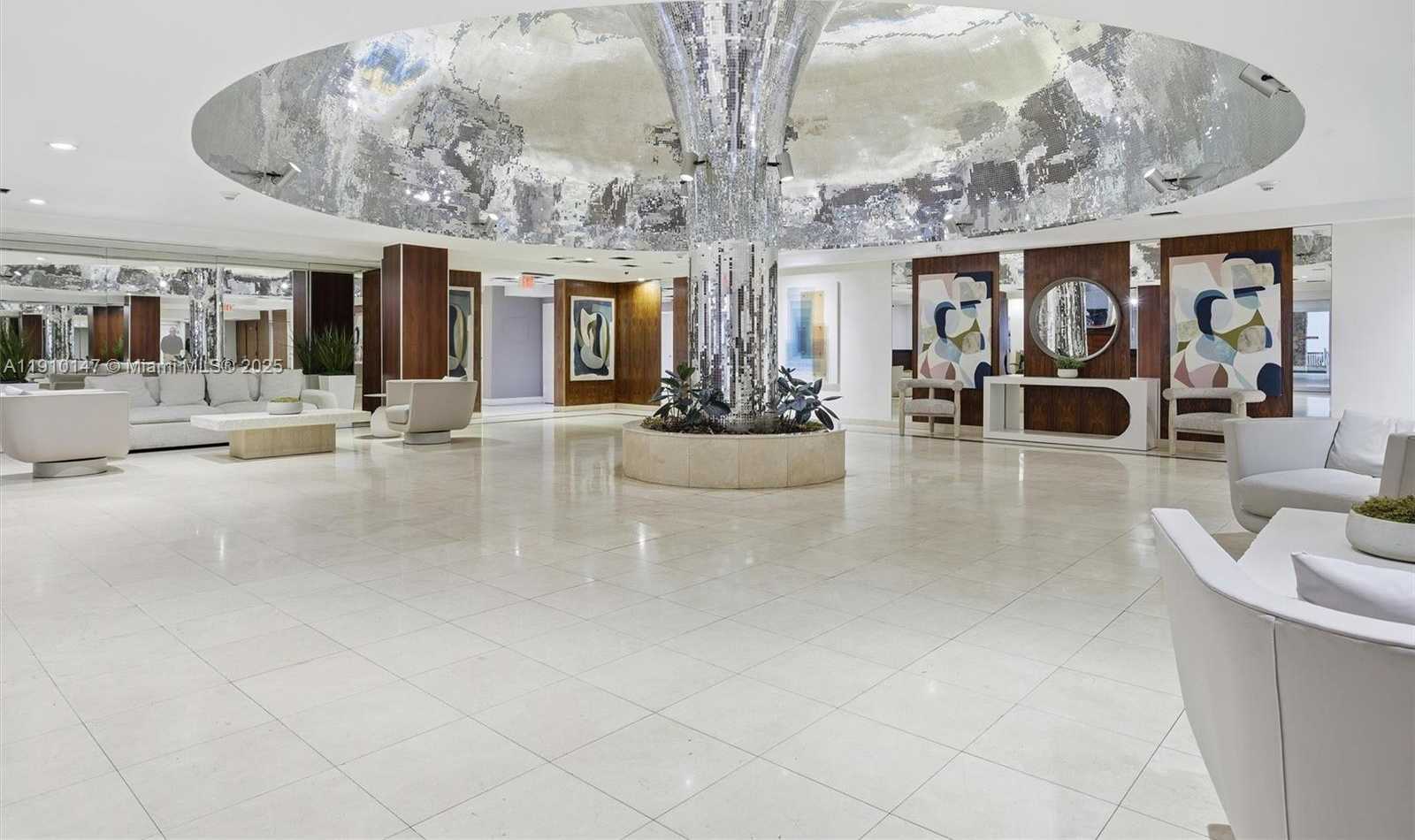 Small Image of 2655 COLLINS AVE #501, Miami Beach Number 29