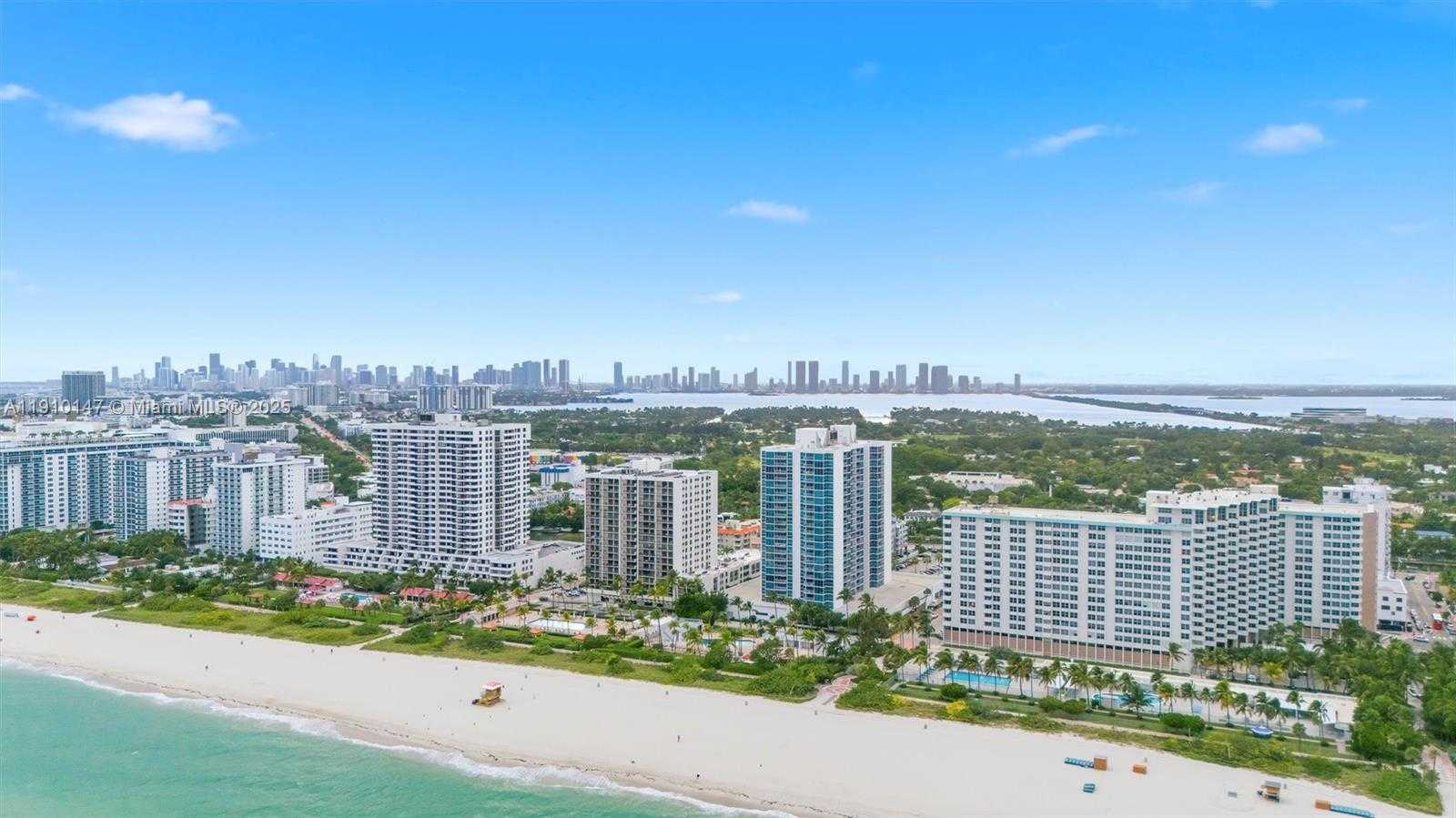 Small Image of 2655 COLLINS AVE #501, Miami Beach Number 37