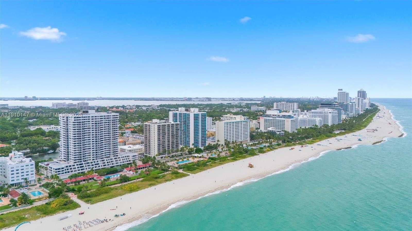 Small Image of 2655 COLLINS AVE #501, Miami Beach Number 39