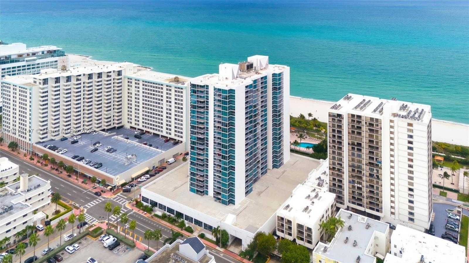 Small Image of 2655 COLLINS AVE #501, Miami Beach Number 41