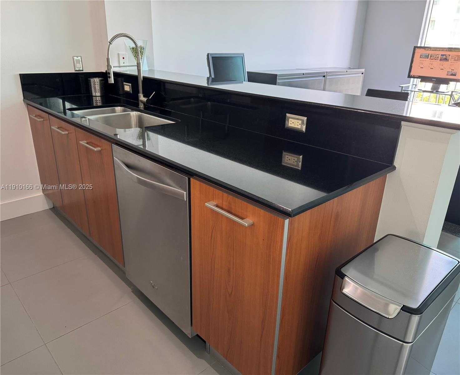 Small Image of 9055 SOUTH WEST 73RD CT #406, Miami Number 4