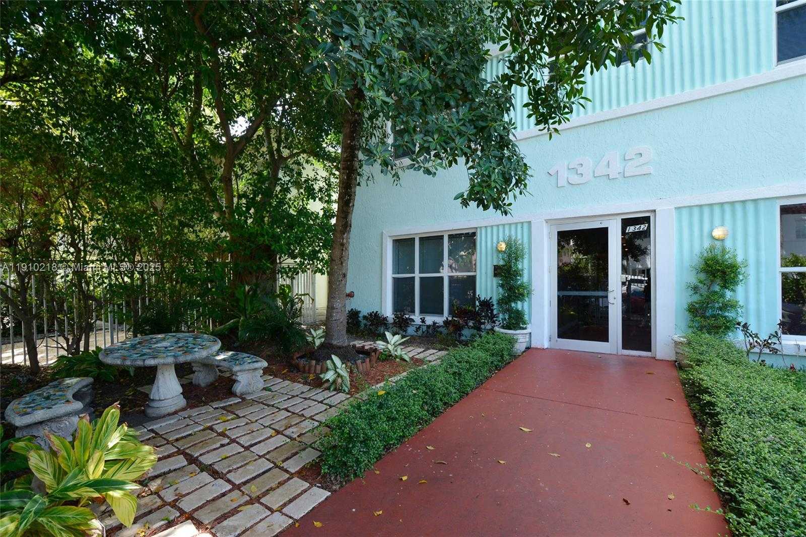 Small Image of 1342 DREXEL AVE #105, Miami Beach Number 11