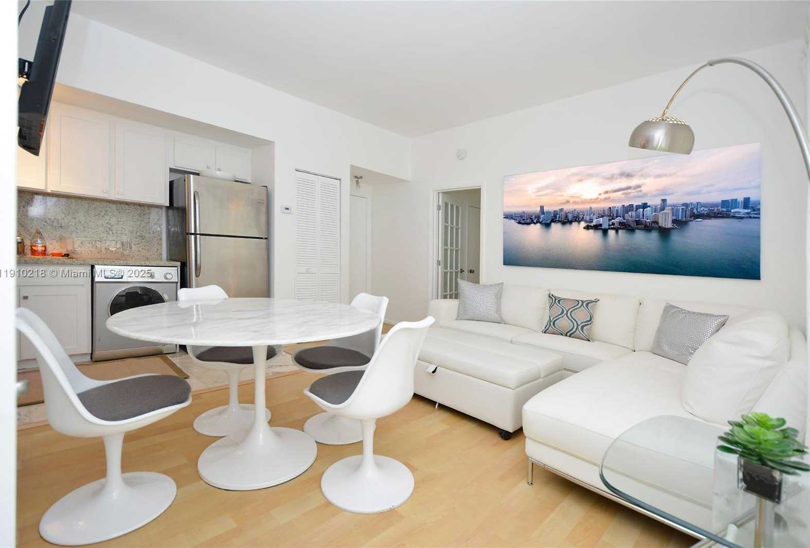 Small Image of 1342 DREXEL AVE #105, Miami Beach Number 8