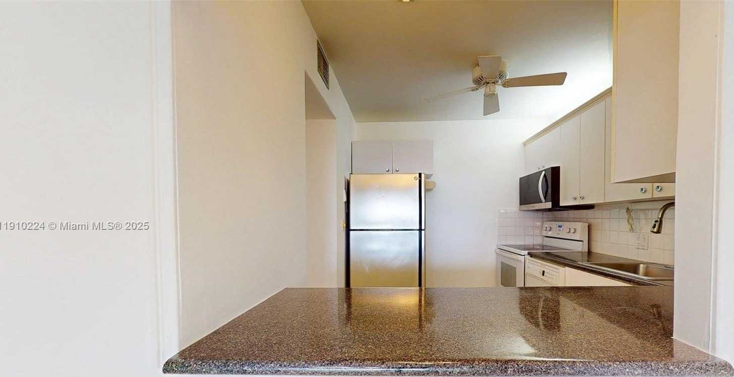 Small Image of 3675 NORTH COUNTRY CLUB DR #1610, Aventura Number 20