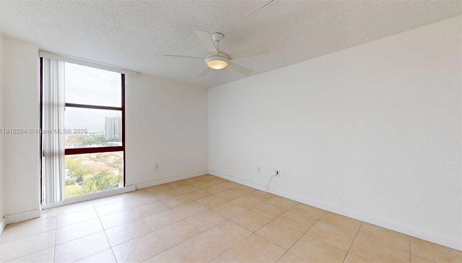 Small Image of 3675 NORTH COUNTRY CLUB DR #1610, Aventura Number 29