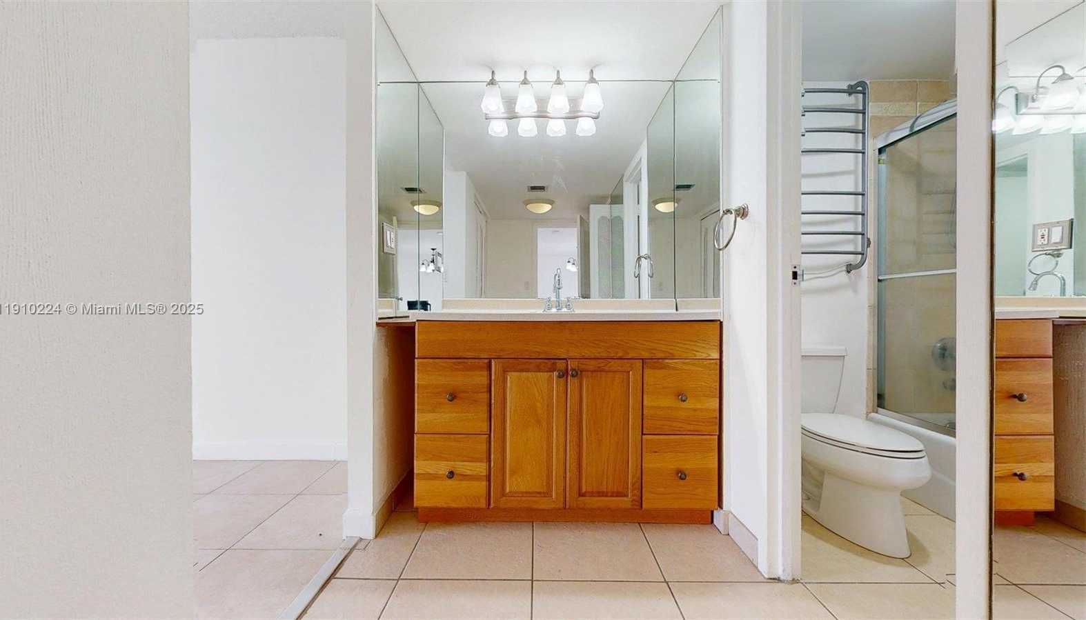 Small Image of 3675 NORTH COUNTRY CLUB DR #1610, Aventura Number 37