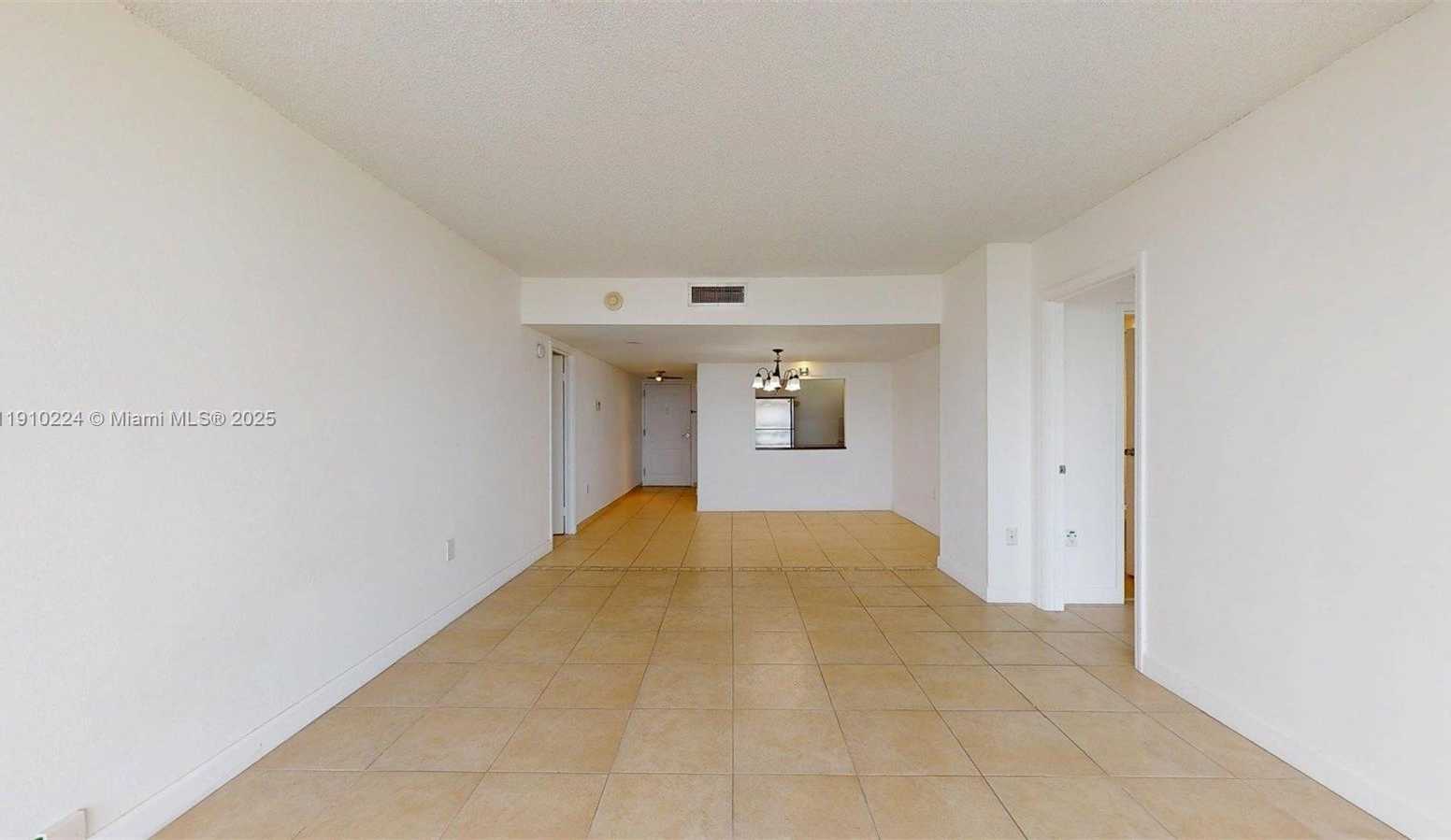 Small Image of 3675 NORTH COUNTRY CLUB DR #1610, Aventura Number 4