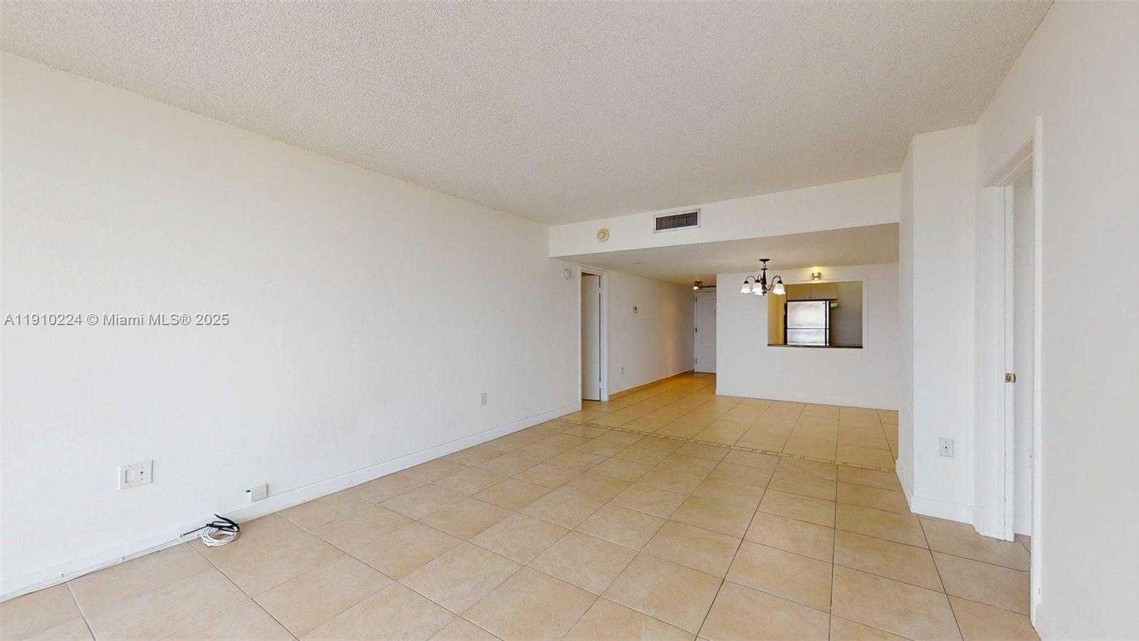 Small Image of 3675 NORTH COUNTRY CLUB DR #1610, Aventura Number 5