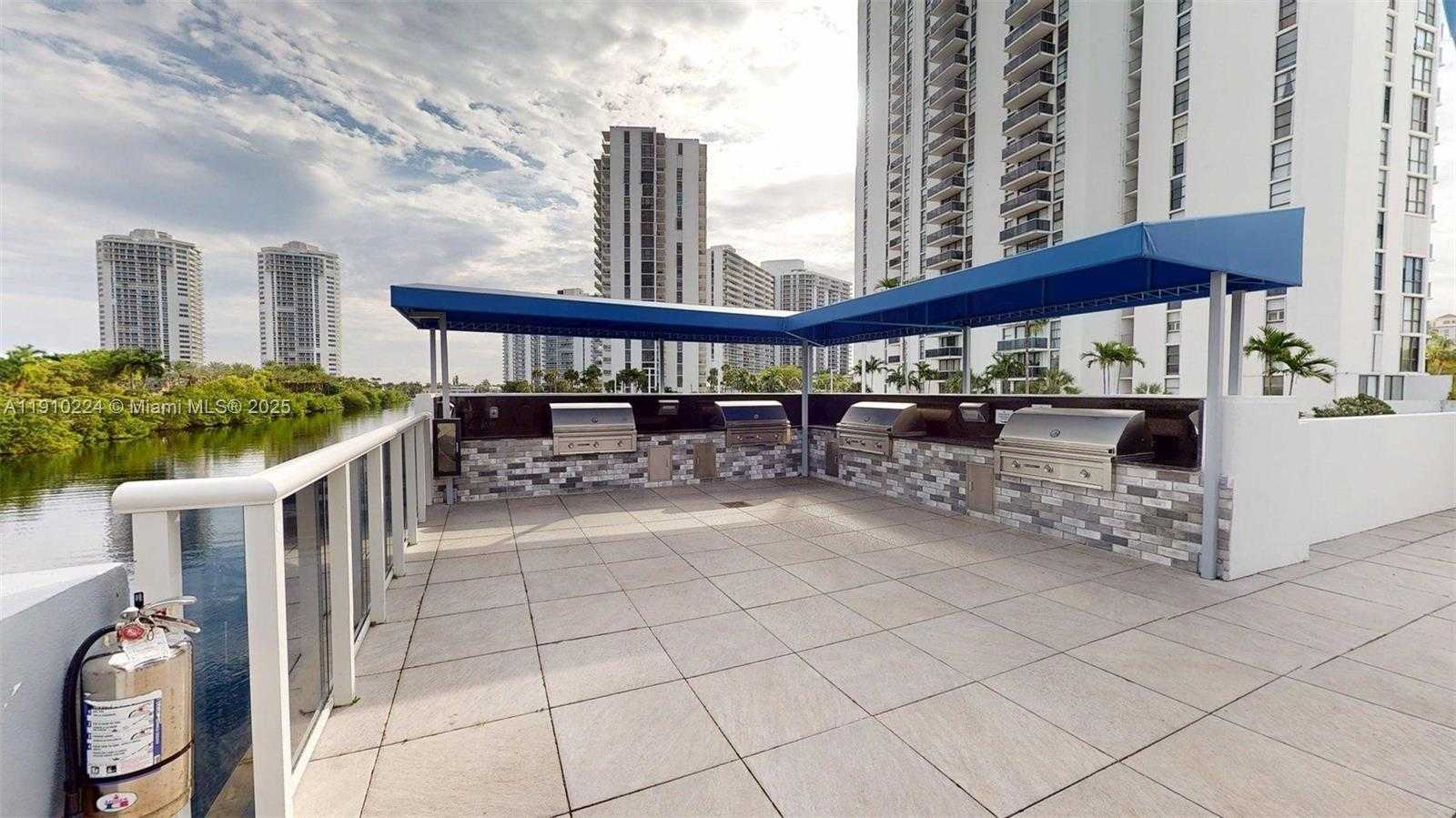 Small Image of 3675 NORTH COUNTRY CLUB DR #1610, Aventura Number 58