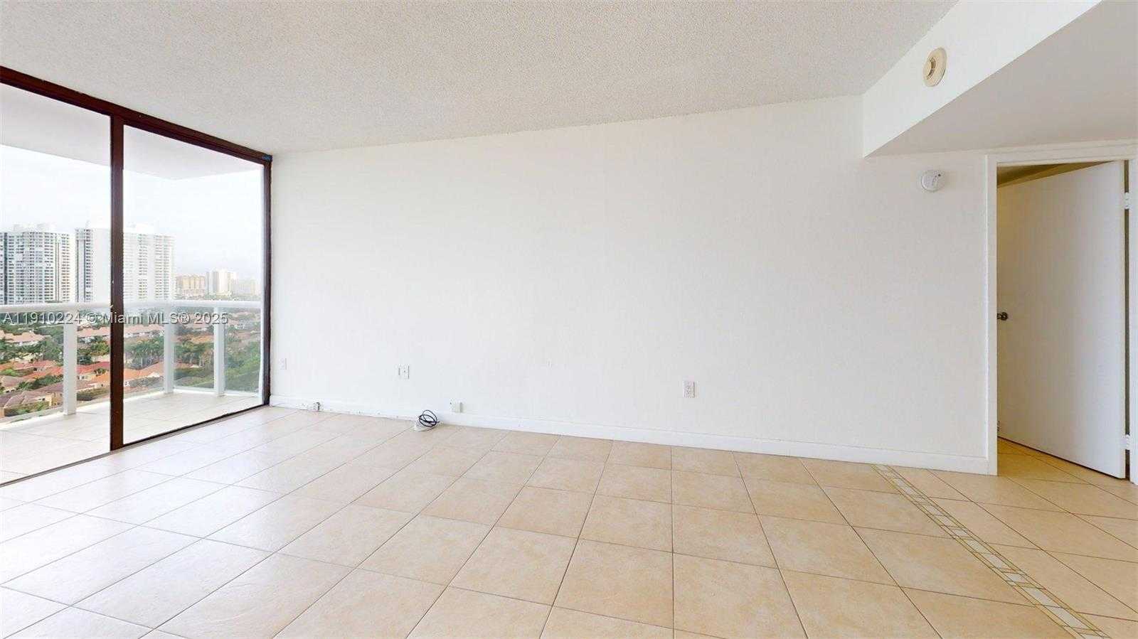 Small Image of 3675 NORTH COUNTRY CLUB DR #1610, Aventura Number 6