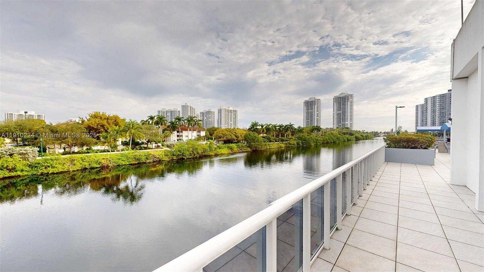 Small Image of 3675 NORTH COUNTRY CLUB DR #1610, Aventura Number 61