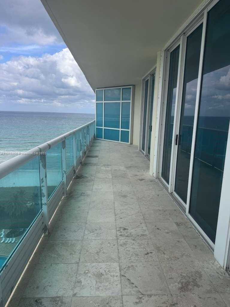 Small Image of 5025 COLLINS AVE #1602, Miami Beach Number 18