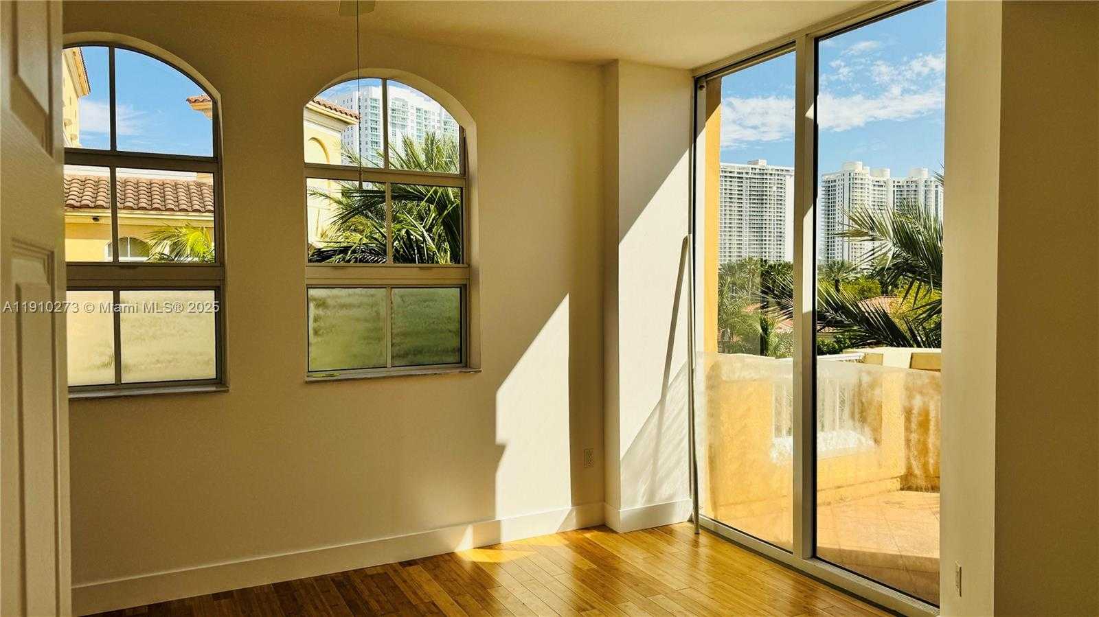 Small Image of 3001 NORTH EAST 185TH ST #431, Aventura Number 4