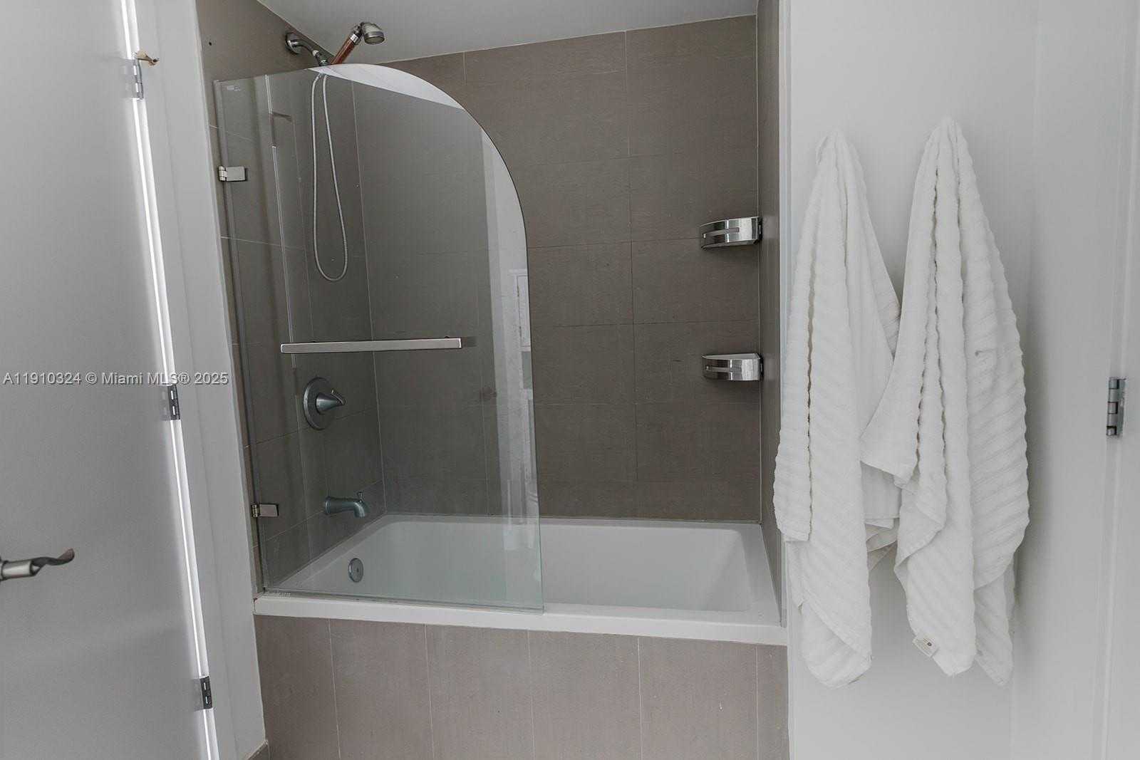 Small Image of 1080 BRICKELL AVE #3309, Miami Number 21